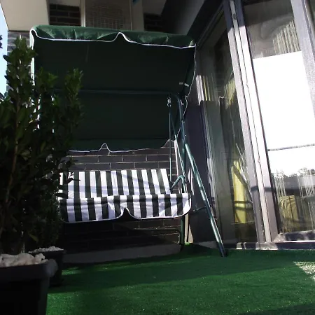 Natalia アパート